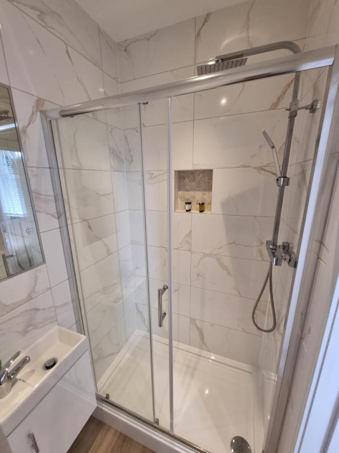 Hotel Cg London Bagian luar foto