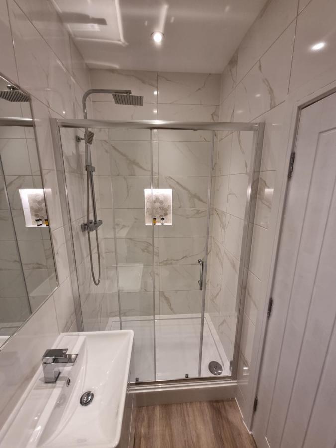 Hotel Cg London Bagian luar foto