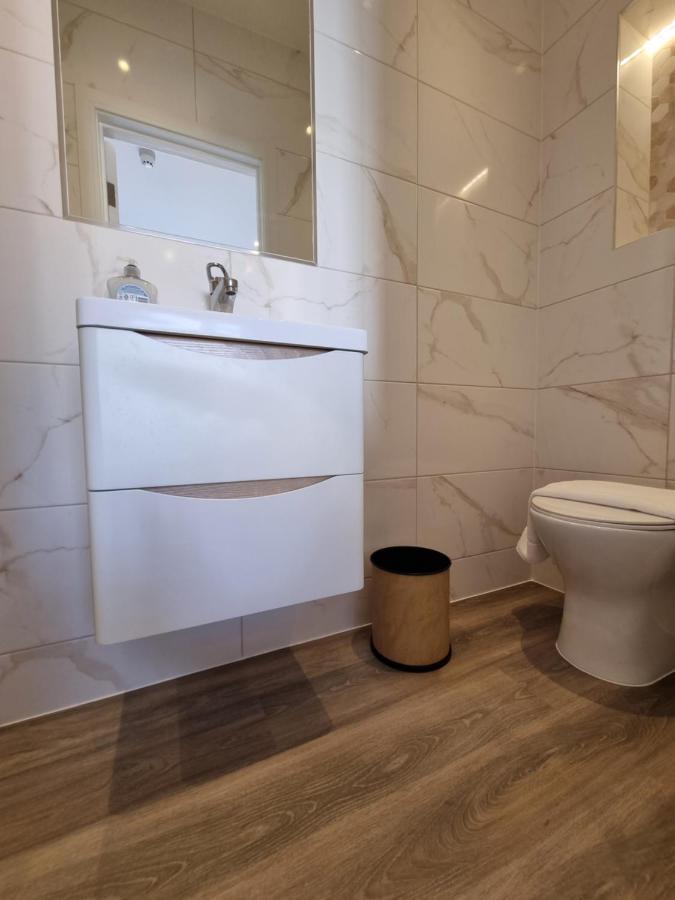 Hotel Cg London Bagian luar foto